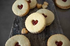 7" Jammy Dodger Cookie Dough